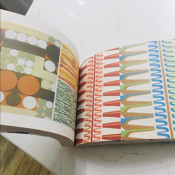 Vintage Fabric Book from the States NEW - Picture 5 of 9